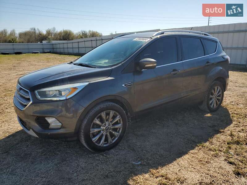 Внедорожник / Кроссовер Ford Escape 2018 в 