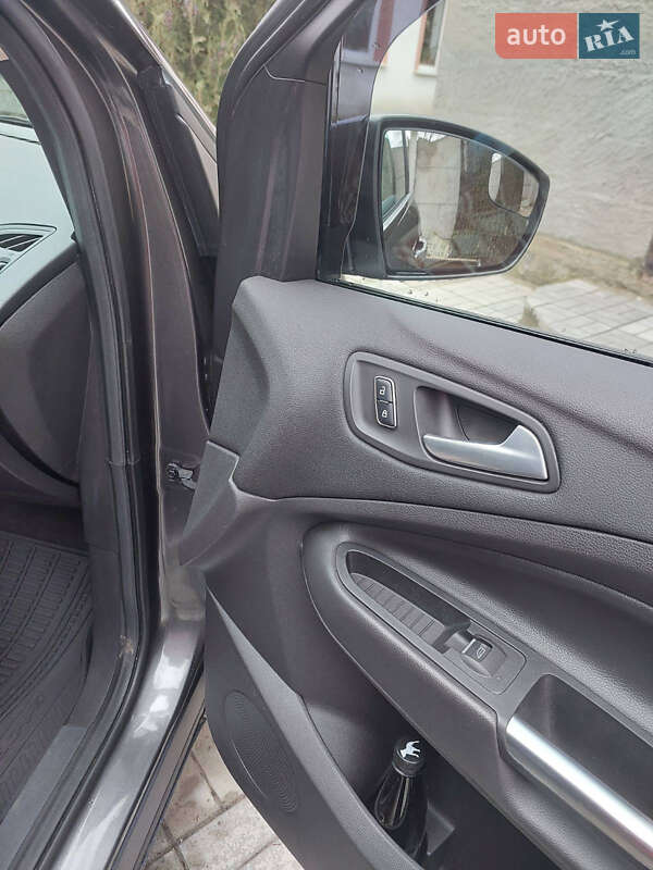 Внедорожник / Кроссовер Ford Escape 2015 в Харькове фото 6 Внедорожник / Кроссовер Ford Escape 2015 в Харькове