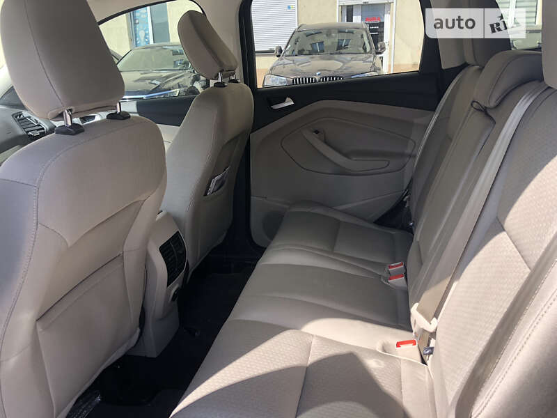 Внедорожник / Кроссовер Ford Escape 2018 в Хмельницком