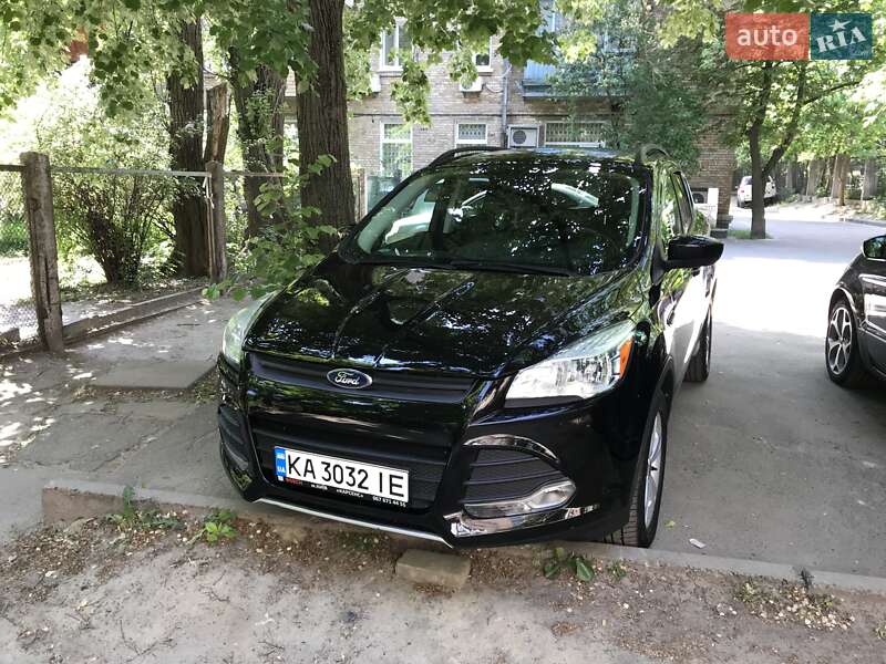 Внедорожник / Кроссовер Ford Escape 2015 в Киеве