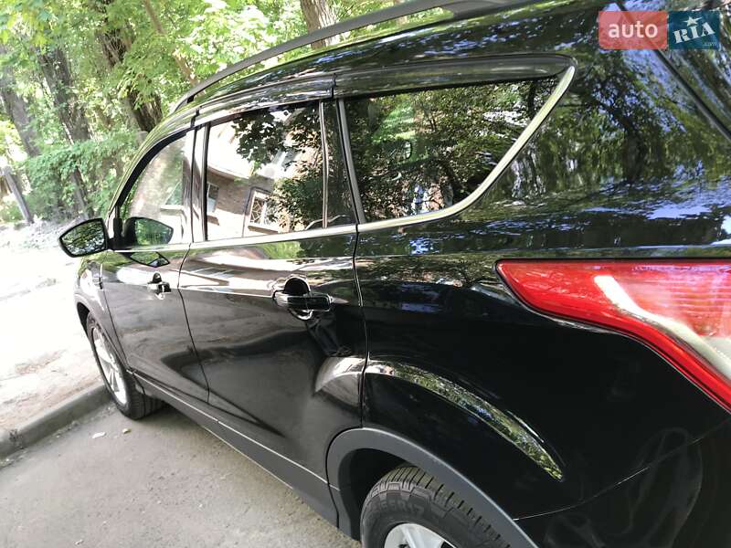 Внедорожник / Кроссовер Ford Escape 2015 в Киеве