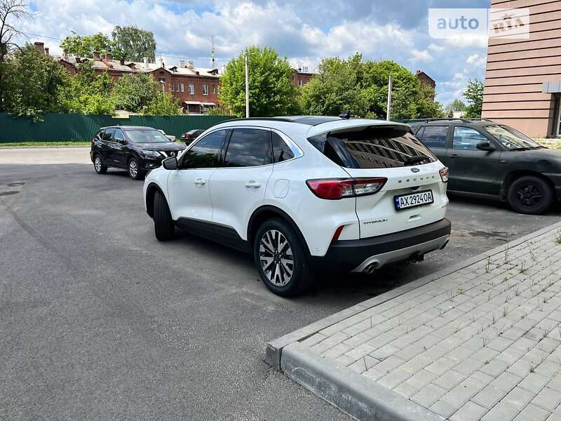 Внедорожник / Кроссовер Ford Escape 2019 в Харькове