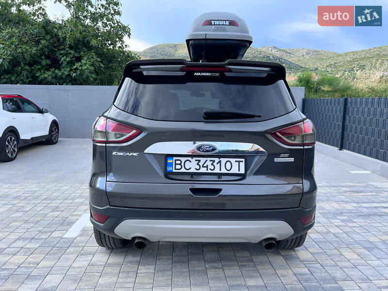 Позашляховик / Кросовер Ford Escape 2016 в Києві