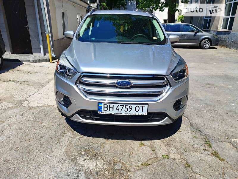 Внедорожник / Кроссовер Ford Escape 2018 в Одессе