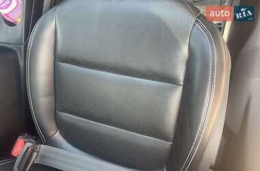 Позашляховик / Кросовер Ford Escape 2020 в Золочеві