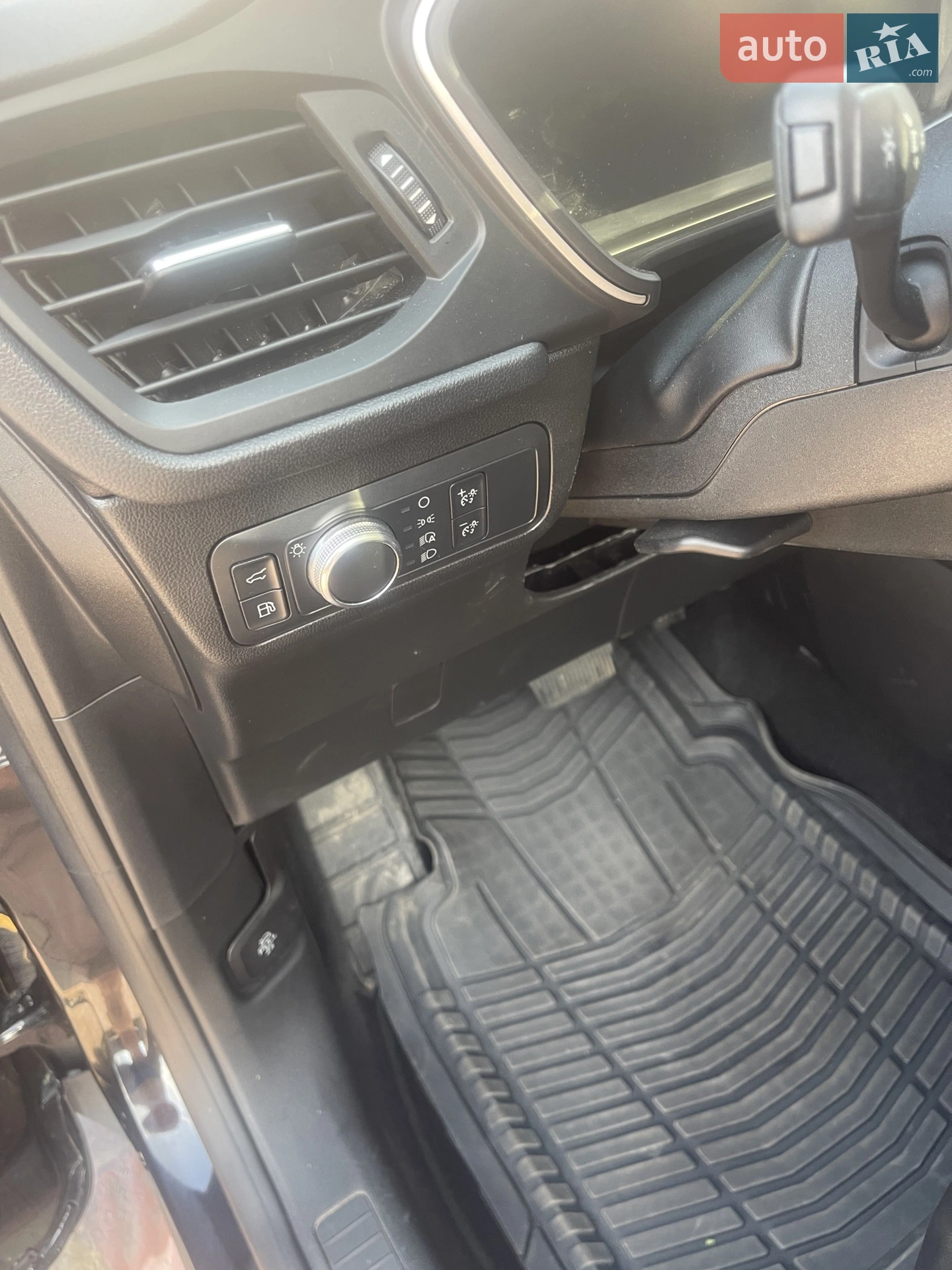 2020 Ford Escape - мініатюра 16