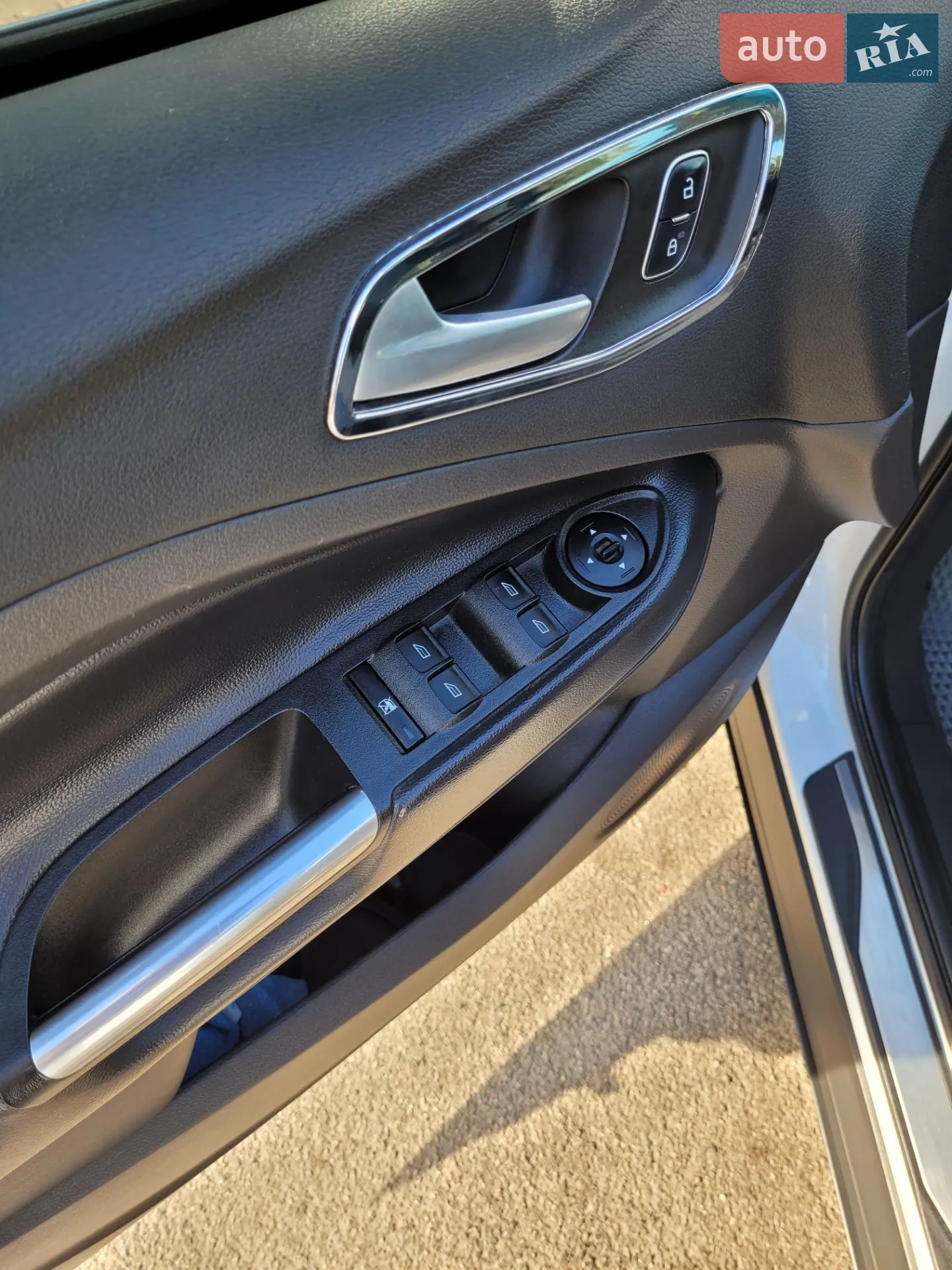 2016 Ford Escape - мініатюра 26