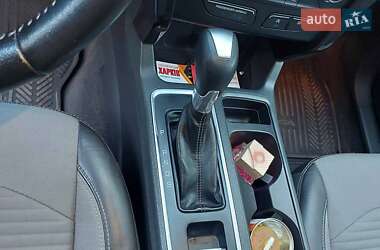 Внедорожник / Кроссовер Ford Escape 2016 в 
