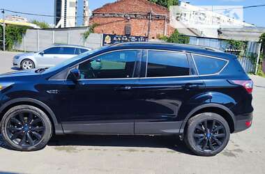 Позашляховик / Кросовер Ford Escape 2018 в Харкові