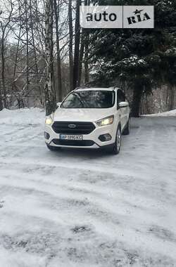 Внедорожник / Кроссовер Ford Escape 2018 в Запорожье