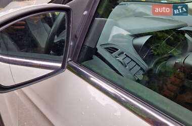 Внедорожник / Кроссовер Ford Escape 2016 в Хусте