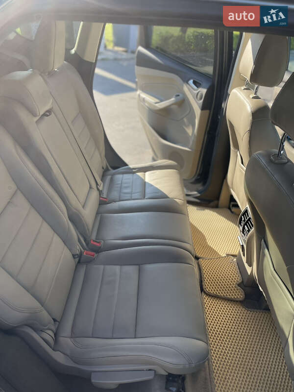 Внедорожник / Кроссовер Ford Escape 2014 в Нетешине фото 17 Внедорожник / Кроссовер Ford Escape 2014 в Нетешине