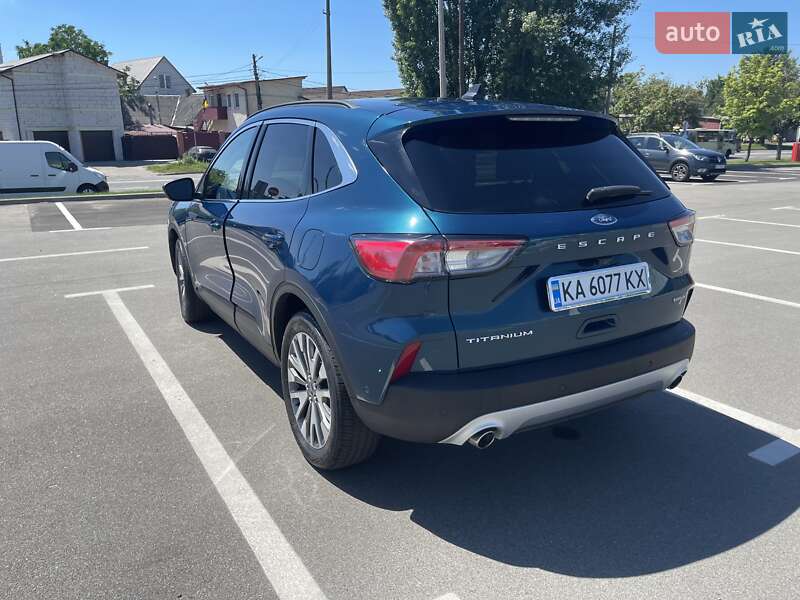 Внедорожник / Кроссовер Ford Escape 2020 в Киеве