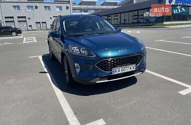 Внедорожник / Кроссовер Ford Escape 2020 в 