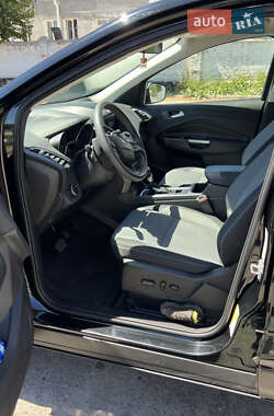 Позашляховик / Кросовер Ford Escape 2016 в Полтаві