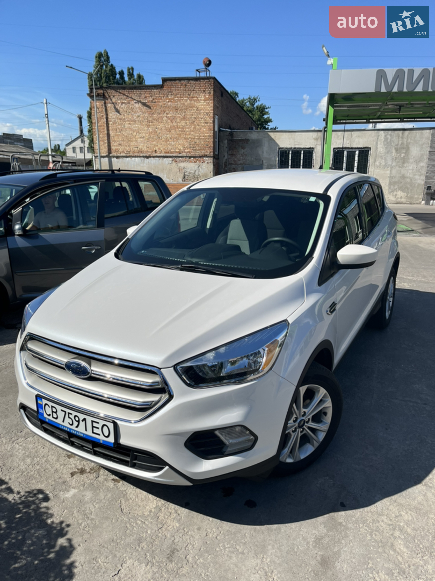 2019 Ford Escape - фото 1