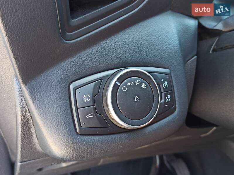 Внедорожник / Кроссовер Ford Escape 2017 в Днепре фото 16 Внедорожник / Кроссовер Ford Escape 2017 в Днепре
