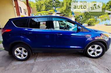 Позашляховик / Кросовер Ford Escape 2015 в Охтирці