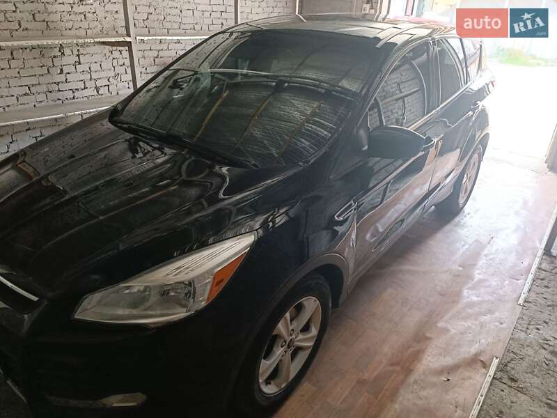 Внедорожник / Кроссовер Ford Escape 2014 в Шепетовке