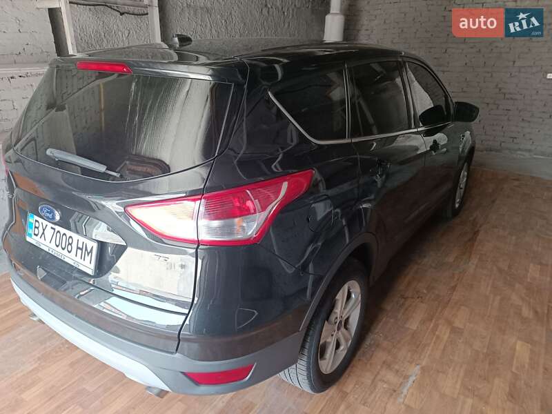 Внедорожник / Кроссовер Ford Escape 2014 в Шепетовке