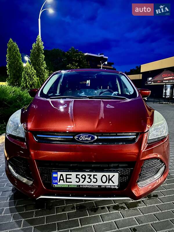 Внедорожник / Кроссовер Ford Escape 2015 в Днепре