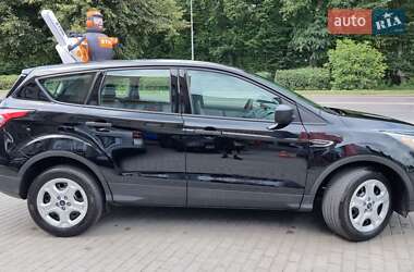 Внедорожник / Кроссовер Ford Escape 2018 в 