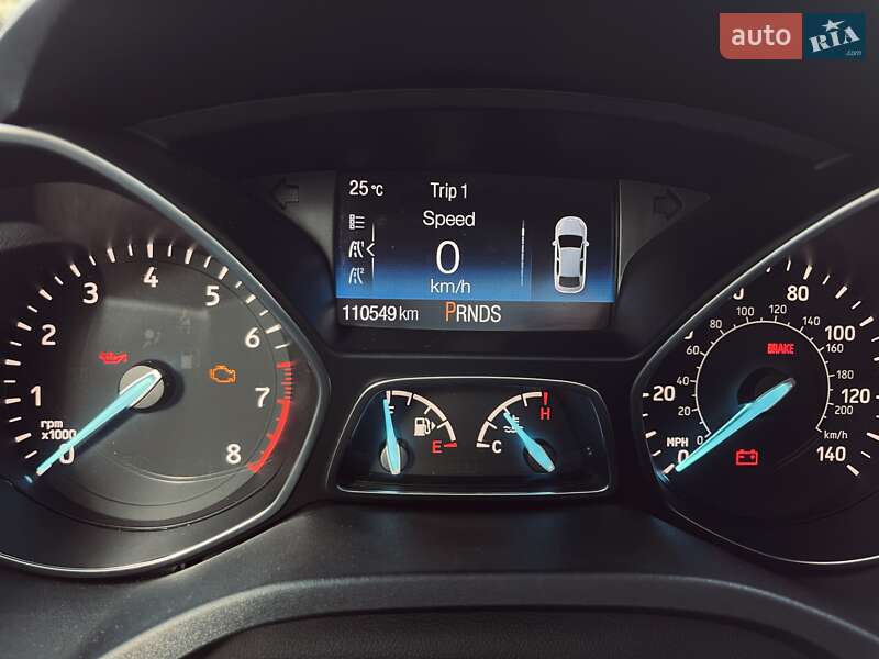 Внедорожник / Кроссовер Ford Escape 2017 в Львове