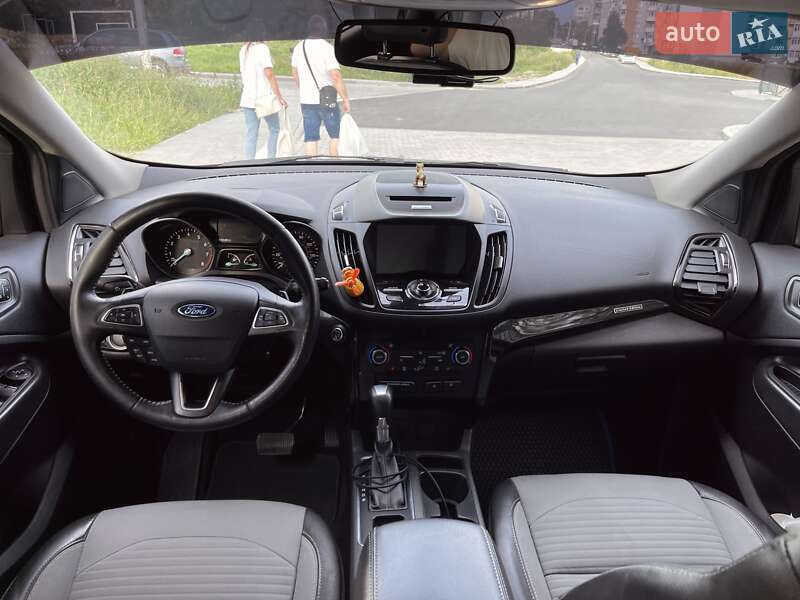 Внедорожник / Кроссовер Ford Escape 2017 в Львове