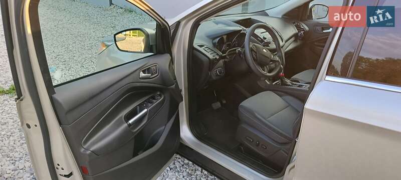 Внедорожник / Кроссовер Ford Escape 2016 в Львове