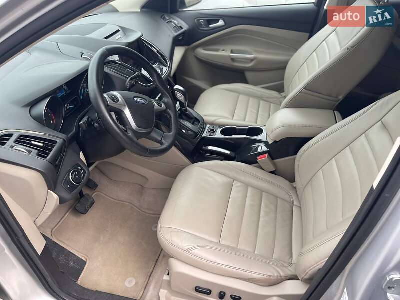 Внедорожник / Кроссовер Ford Escape 2014 в Львове