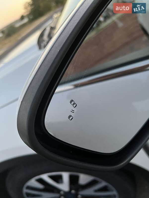 Внедорожник / Кроссовер Ford Escape 2020 в Николаеве