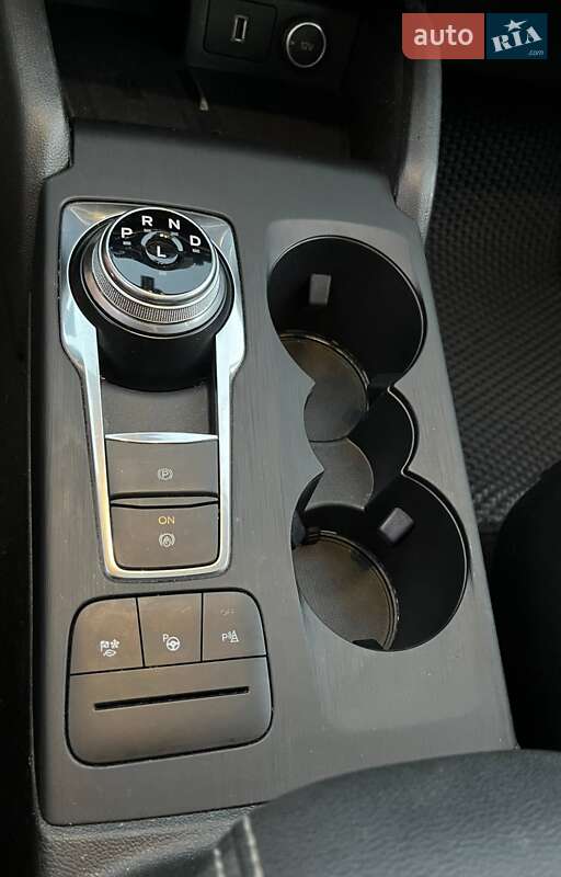 Внедорожник / Кроссовер Ford Escape 2020 в Николаеве