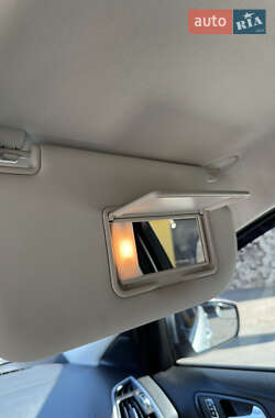 Внедорожник / Кроссовер Ford Escape 2012 в 