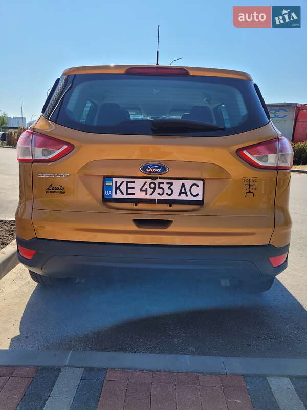 Позашляховик / Кросовер Ford Escape 2016 в Кривому Розі
