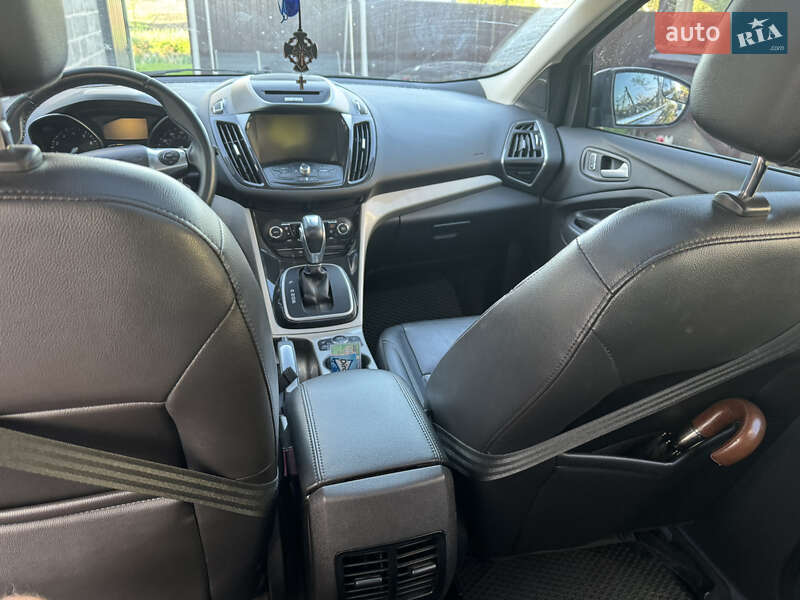 Внедорожник / Кроссовер Ford Escape 2013 в Черкассах