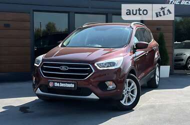 Внедорожник / Кроссовер Ford Escape 2018 в Ровно