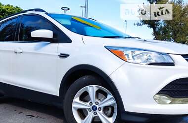 Позашляховик / Кросовер Ford Escape 2015 в Вінниці