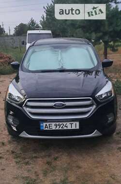 Позашляховик / Кросовер Ford Escape 2016 в Дніпрі