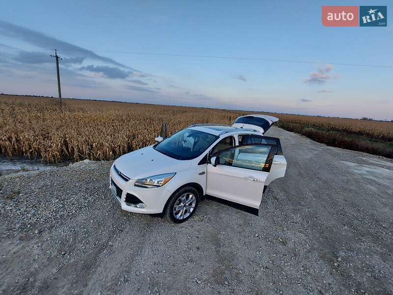 Внедорожник / Кроссовер Ford Escape 2013 в Обухове