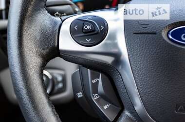 Внедорожник / Кроссовер Ford Escape 2014 в 