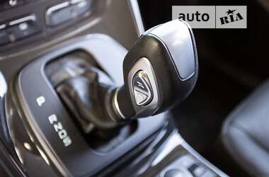 Внедорожник / Кроссовер Ford Escape 2014 в 