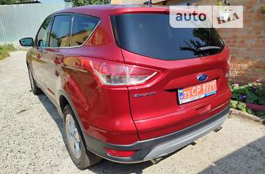 Внедорожник / Кроссовер Ford Escape 2013 в 