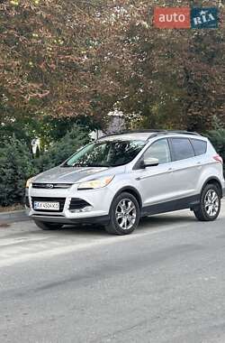 Позашляховик / Кросовер Ford Escape 2015 в Львові