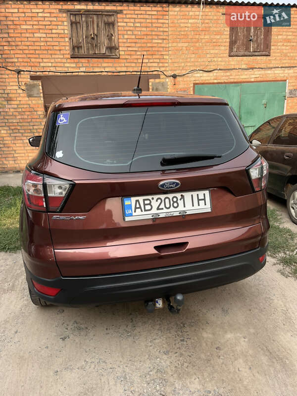 Внедорожник / Кроссовер Ford Escape 2018 в Виннице