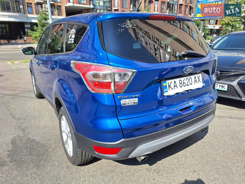 Внедорожник / Кроссовер Ford Escape 2016 в Киеве