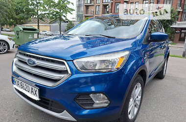 Внедорожник / Кроссовер Ford Escape 2016 в Киеве