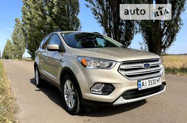 Внедорожник / Кроссовер Ford Escape 2017 в Барышевке