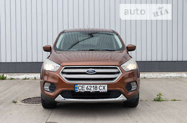 Внедорожник / Кроссовер Ford Escape 2016 в Черновцах