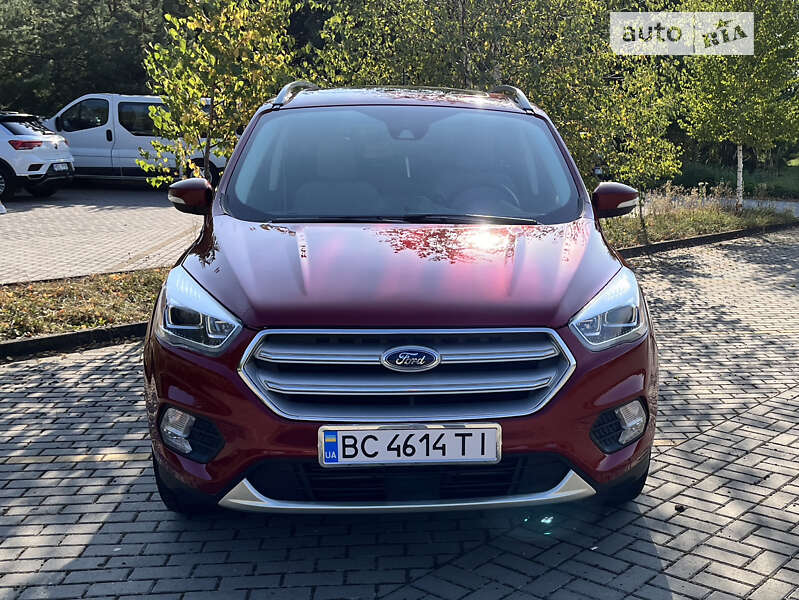 Внедорожник / Кроссовер Ford Escape 2017 в Дрогобыче