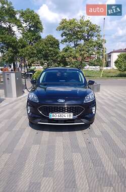 Внедорожник / Кроссовер Ford Escape 2019 в 